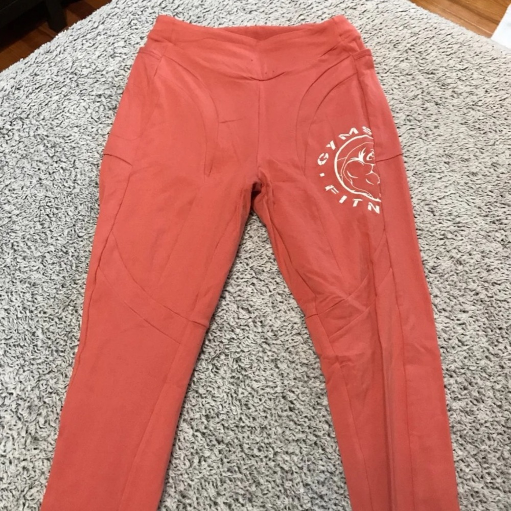 Legacy gym shark leggings